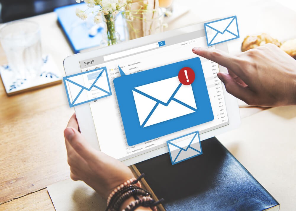 Email doanh nghiệp gửi nhận email cực nhanh
